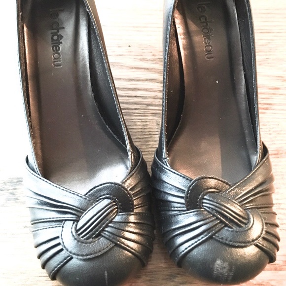 Le Chateau charcoal grey wedge dress shoes - Picture 4 of 9